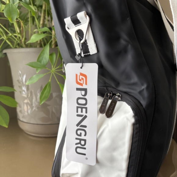 Spoengru Black and White Large Pickleball Tote with Shoe Compartment - Picture 6 of 11